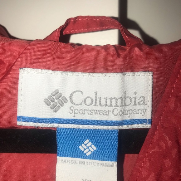 Red size XS Columbia Rain Jacket - Picture 3 of 3